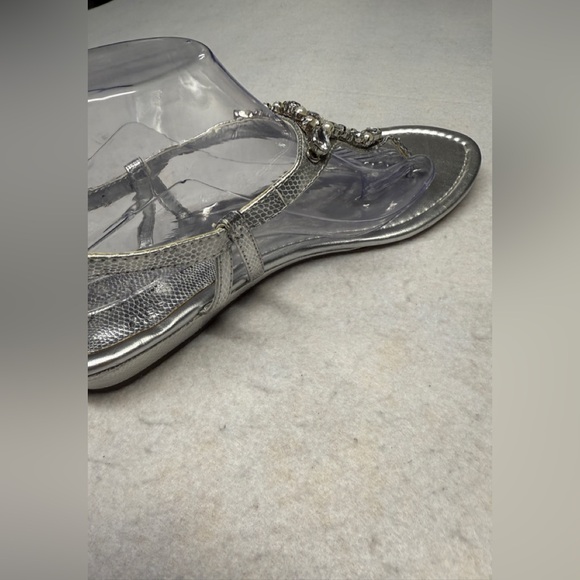 Unisa Women’s 9.5 Silver Leather‎ Rhinestone Sandals - Picture 5 of 8